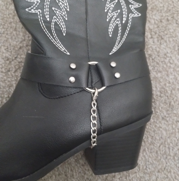 SHEIN Black Western Heeled Boots - Picture 3 of 5
